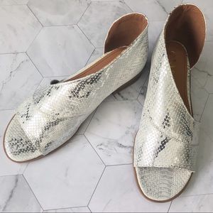 Metallic Snake Flats
